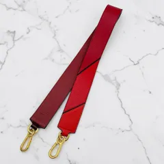 ⭐️美品⭐️ ロエベ パズル レザー ショルダーストラップ レッドのサムネイル