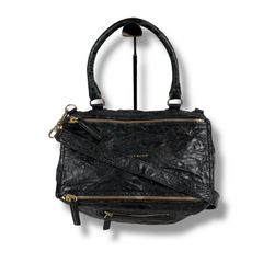 美品】 GIVENCHY パンドラ ショルダーバッグ シワ加工 黒 革 レザー