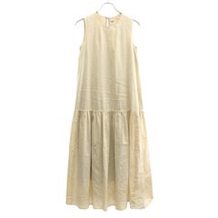 eunoia スリーブレスピンタックワンピース - メルカリ
