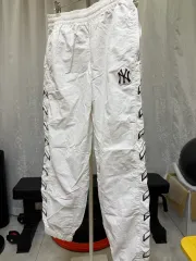 MLB ニューヨーク・ヤンキース 白 トレーナー ズボン