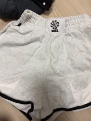 ナイキ ハーフパンツ グレー トラック スウッシュ