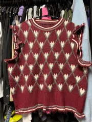 フリルニットベスト