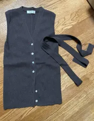 チャコール ニット ベスト (新品)