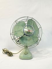 昭和レトロ 日立 ヴィンテージ 鉄製 扇風機 M-6033D 完動品 - メルカリ