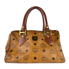 MCM ブラウンレザーハンドバッグ L6057 - メルカリ
