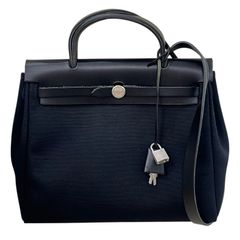 シャネル CHANEL CHANEL31 チェーンクラッチ AP3875 ブラック ゴールド金具 シャイニーラムスキン レディース ショルダーバッグ シャネル CHANEL CHANEL31 チェーンクラッチ AP3875 ブラック ゴールド
