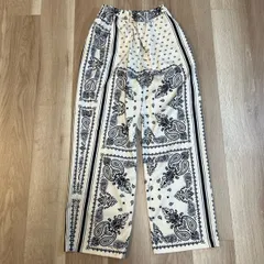 【228422】CHIGNON  シニヨン　ワイドパンツ　イージー　ウエストゴム　総柄　ポリエステル　クリーニング済　F  ・ ベージュ