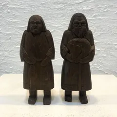 北海道　アイヌ彫り　木彫人形