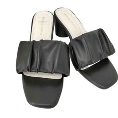 Item thumbnail for item 89ba48c2-b9a4-465d-b9c7-13a07e7d6c36