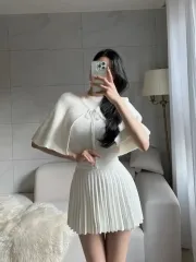 アイボリーケープニットセット