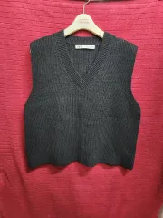 M ザラ ブラック Vネック ニット ベスト
