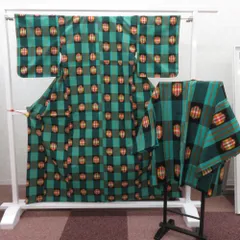 ウール着物 単衣 ウールアンサンブル2点セット 羽織＆着物 グリーン系×オレンジ×多色 格子柄 絣調 チェック バチ衿 カジュアル 身丈159cm