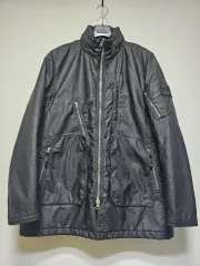 ストーンアイランド シャドウ プロジェクト lasered poly-hide 2L ジャケット