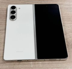 Samsung Galaxy Z Fold 5 au版 本体 +箱 Samsung Galaxy Z Fold 5 au版 本体 +箱 - メルカリ