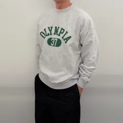 OUTSTANDING オーバーサイズ スウェット