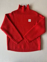 NCMMN だ홍色 タートルネック ニット