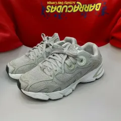 アディダス グレー メッシュ スニーカー 240mm