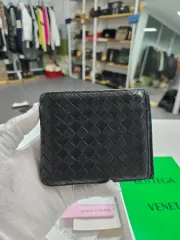 50%OFF ボッテガ・ヴェネタ 二つ折り財布