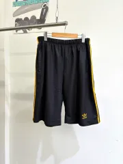 ADIDAS ハーフパンツ