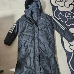 アディダス ダウンジャケット ロング丈 ブラック サイズ 130