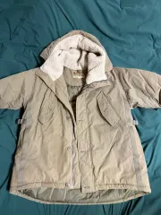 マウンテンダウンジャケット(L)