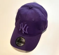 (新品) NEW ERA × MoMA レインボー刺繍 ベースボールキャップ (パープル)