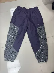 ナイキ レオパード トレーニングパンツ