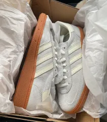 新品) アディダス ウィメンズ ハンドボール スペツィアル ワン ダーシルバー IF6491