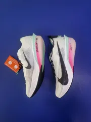 ZoomX Vaporfly NEXT%4
