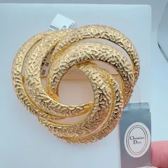 未使用　クリスチャンディオールブローチ