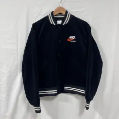 ナイキ スポーツウェア トレンド ブルゾン ジャケット