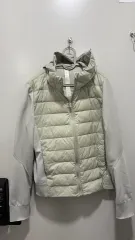 ルルレモン 軽量ダウン
