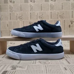 ニューバランス 210 レディーススニーカー 24センチ