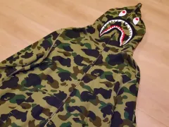 A BATHING APE 1st カモフラ シャーク フード ジップアップ 迷彩柄