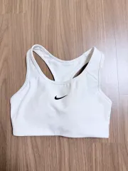 ナイキ 白 スポーツブラトップ