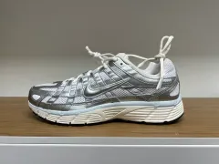 新品) NIKE P-6000 白 ブルー 250サイズ