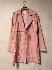 レース ピンク マウンテンパーカー