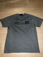 MLB ニューヨーク・ヤンキース 半袖 Tシャツ グレー