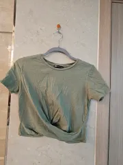 ザラ クロップドトップス 座席 リー