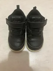 ナイキ 子供靴 ブラック 130 / 7C