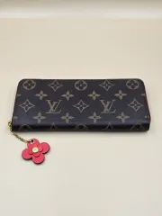 ルイヴィトン クレマンス フラワー チャーム 長財布