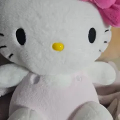 ハローキティぬいぐるみ