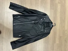 UNIQLO U ライダースジャケット 出品