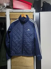 アディダス ネイビ キルティング アウター