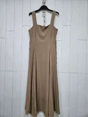 横プリーツワンピース