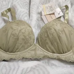 新品 E75  チュチュアンナ 365日きれいブラ  ホワイト  刺繍  定価 2860円  147