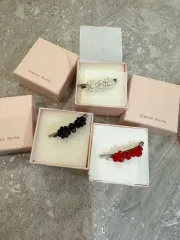 シモネ・ロシャ ヘアクリップ