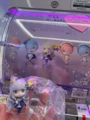 Re:ゼロ リゼロ エミリア フィギュア ガチャ