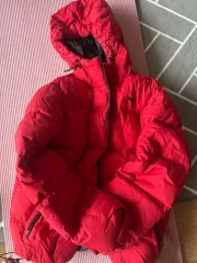 PUMA 赤 ダウン アウター