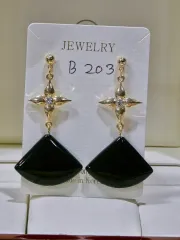 ゴールド オニキス ドロップ イヤリング